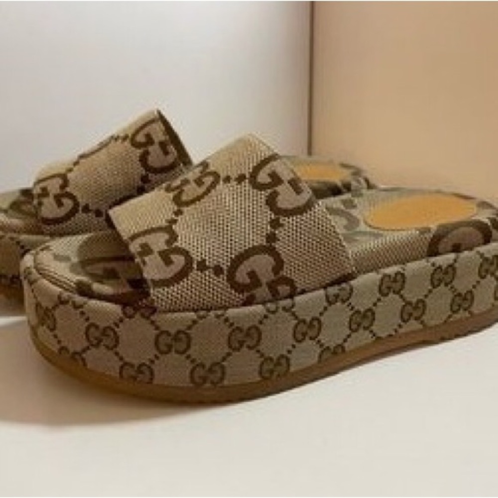 Gucci Tan GG Logo Platform Slides